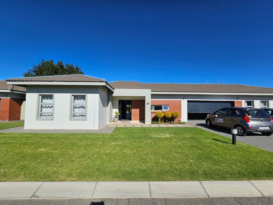 5 Bedroom Property for Sale in St Helena Free State